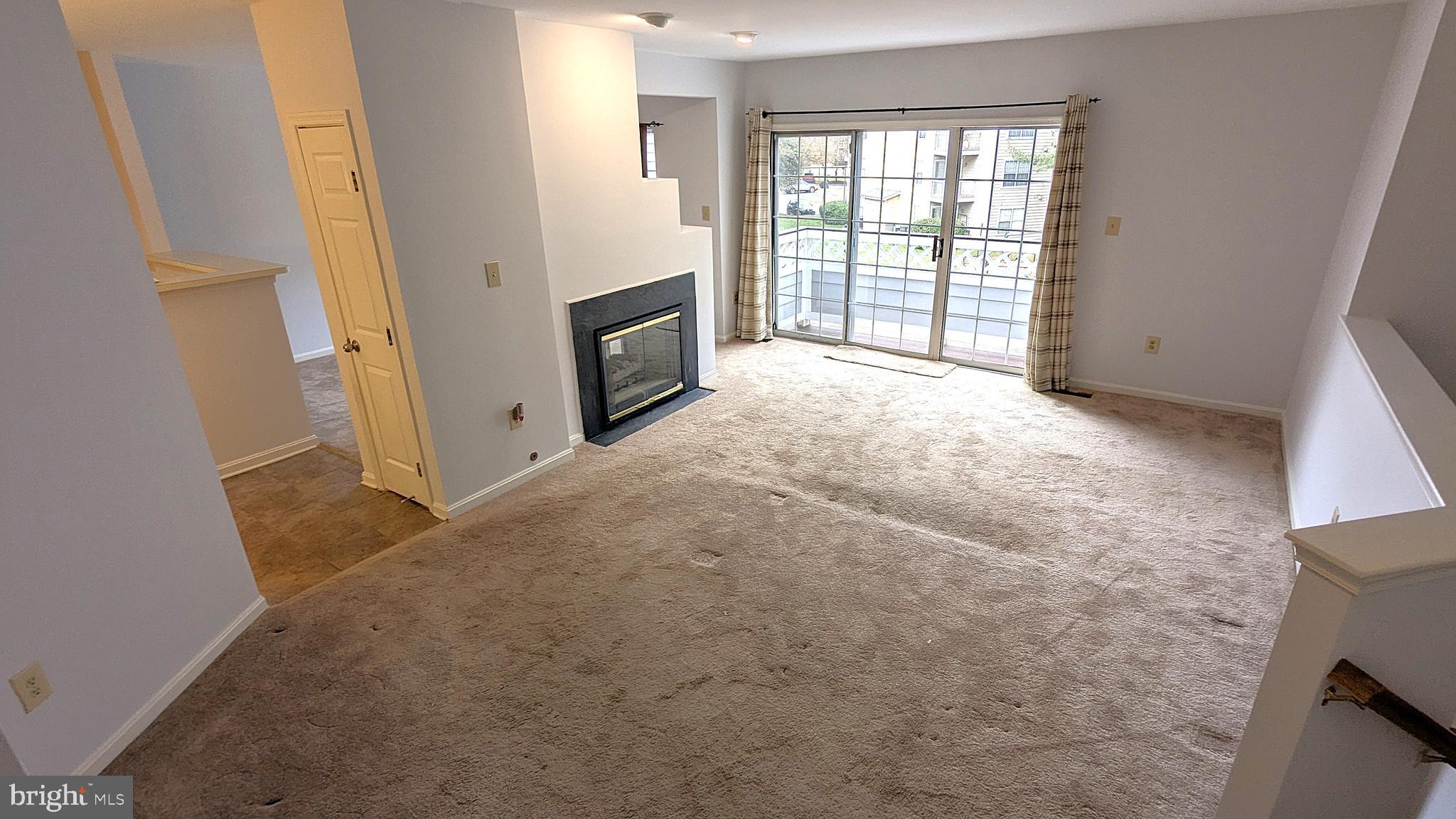 LIFESTYLE AT SULLY STATION - Residential