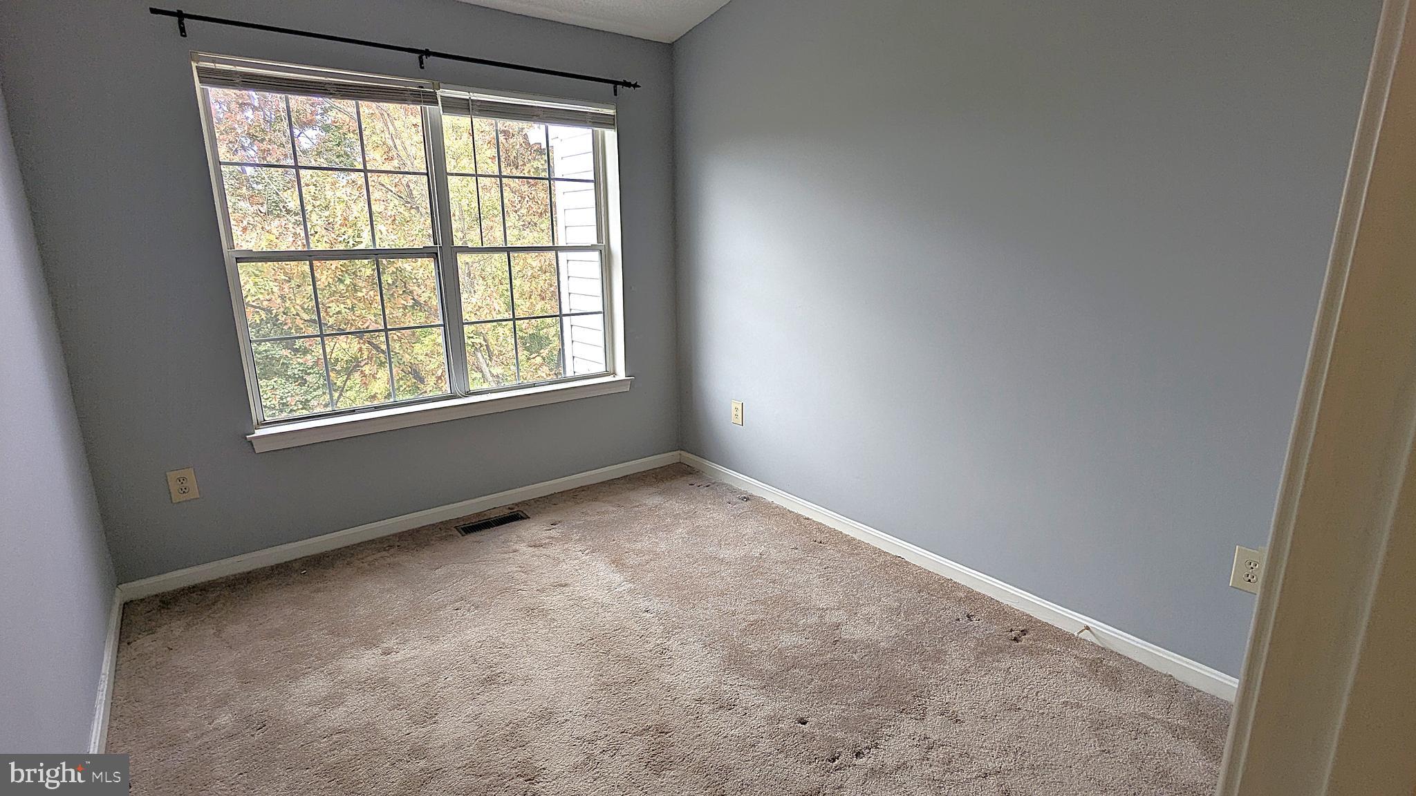 LIFESTYLE AT SULLY STATION - Residential