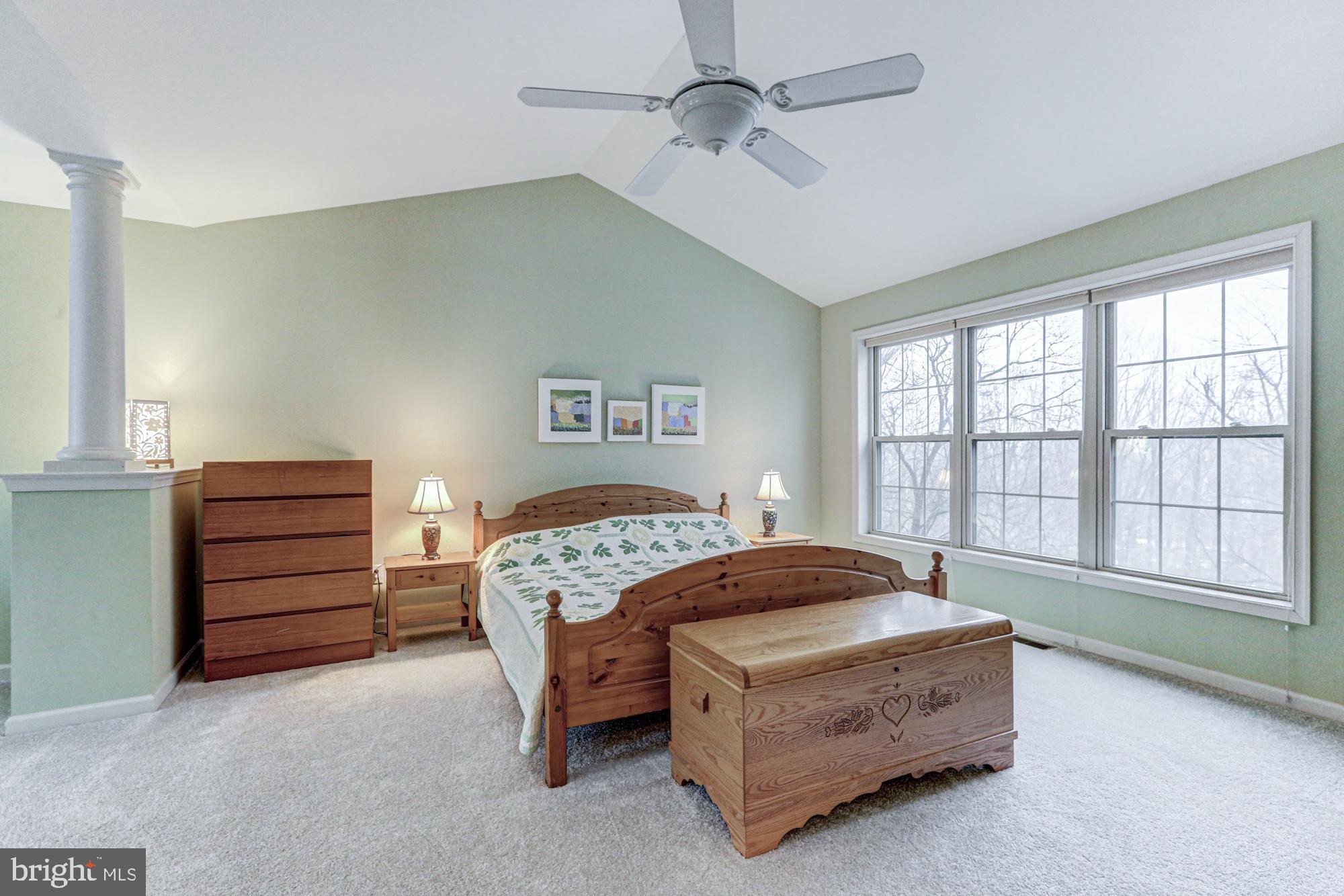 ESTS OF LONDN BRDG - Residential