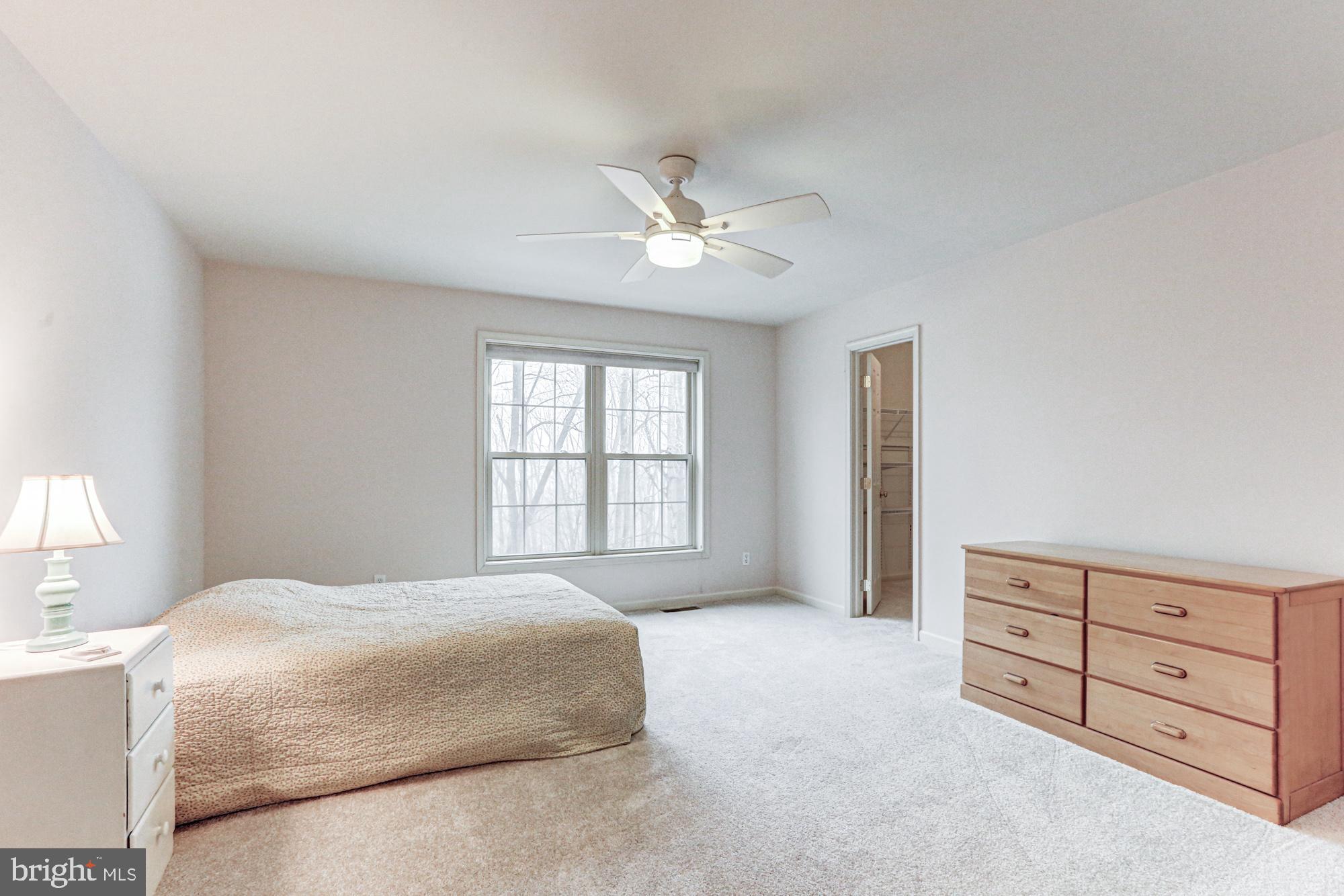 ESTS OF LONDN BRDG - Residential