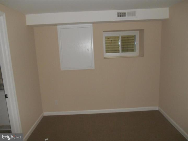 FAIRLINGTON MEADOWS - Residential Lease