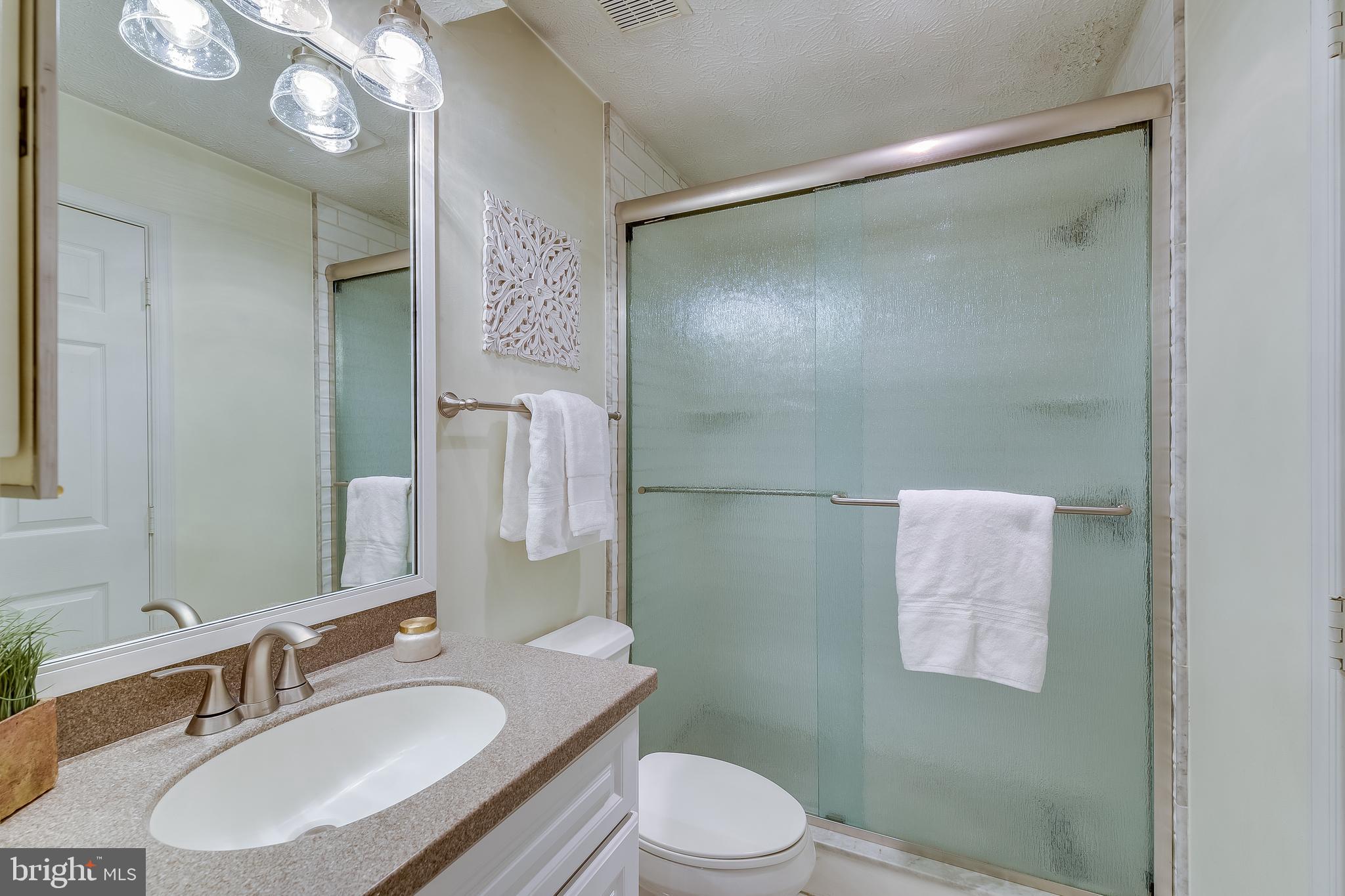 ADMIRAL REACH AT HARBOUR GATES - Residential