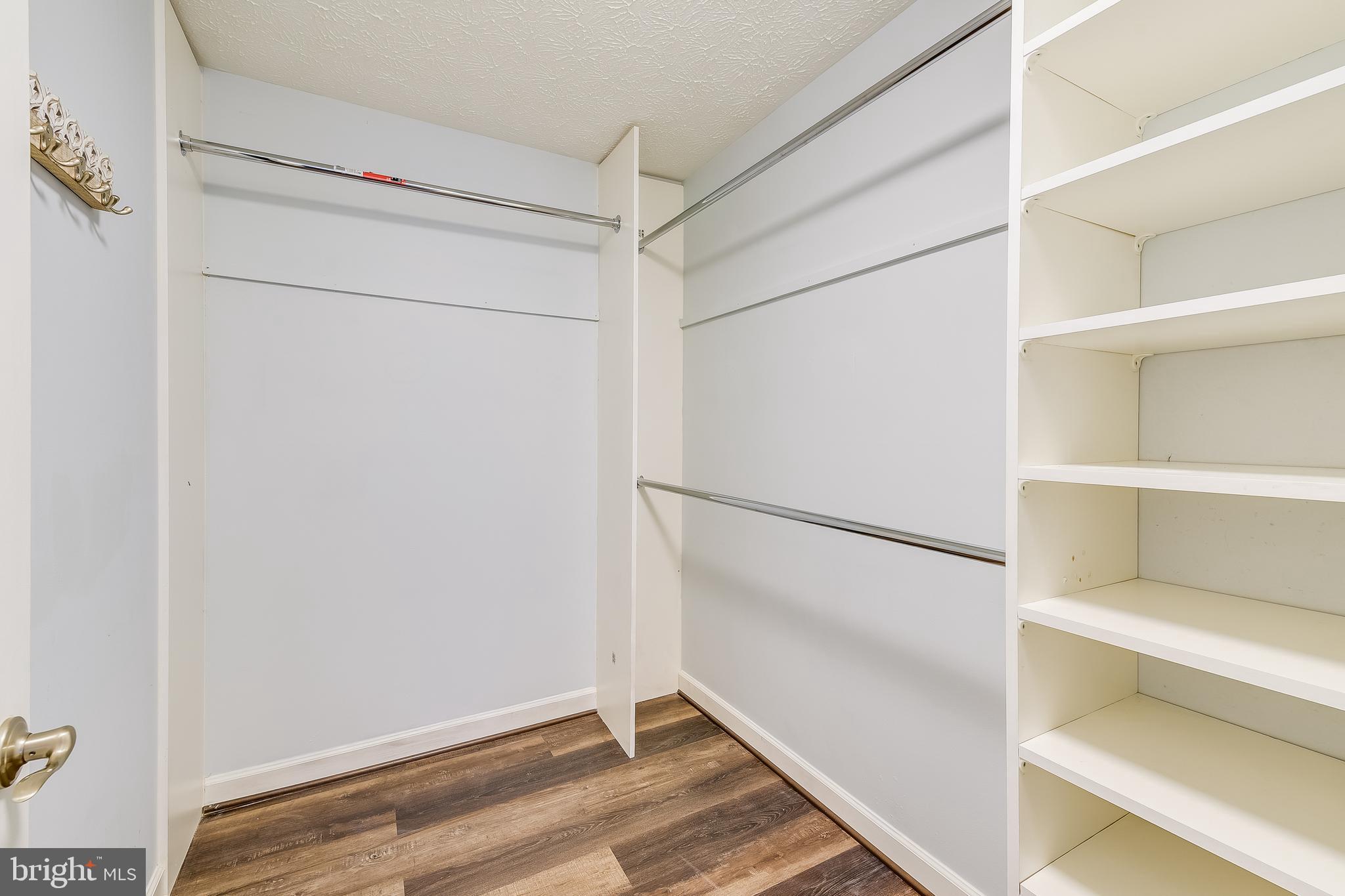 ADMIRAL REACH AT HARBOUR GATES - Residential