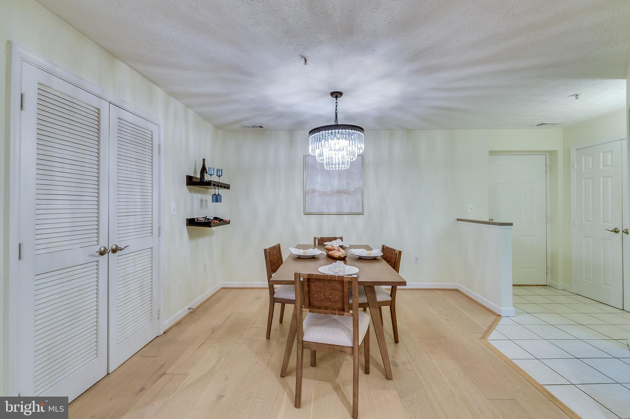 ADMIRAL REACH AT HARBOUR GATES - Residential