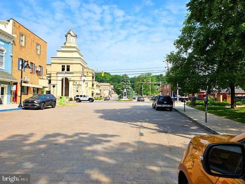 Photo of 21 Fairfax Street #SUITE 2, BERKELEY SPRINGS, WV 25411 (MLS # WVMO2008366)