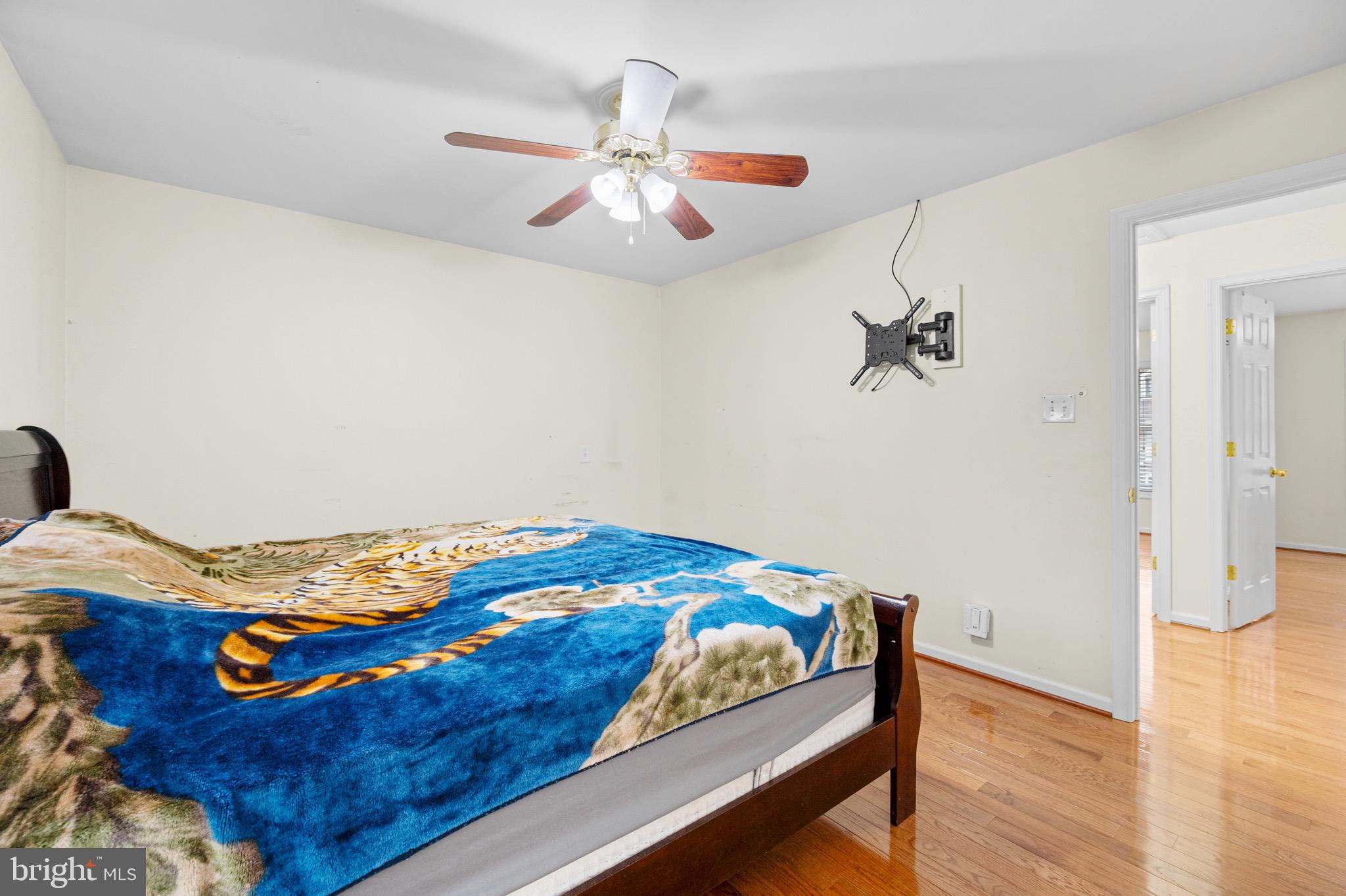 PEMBROOKE - Residential