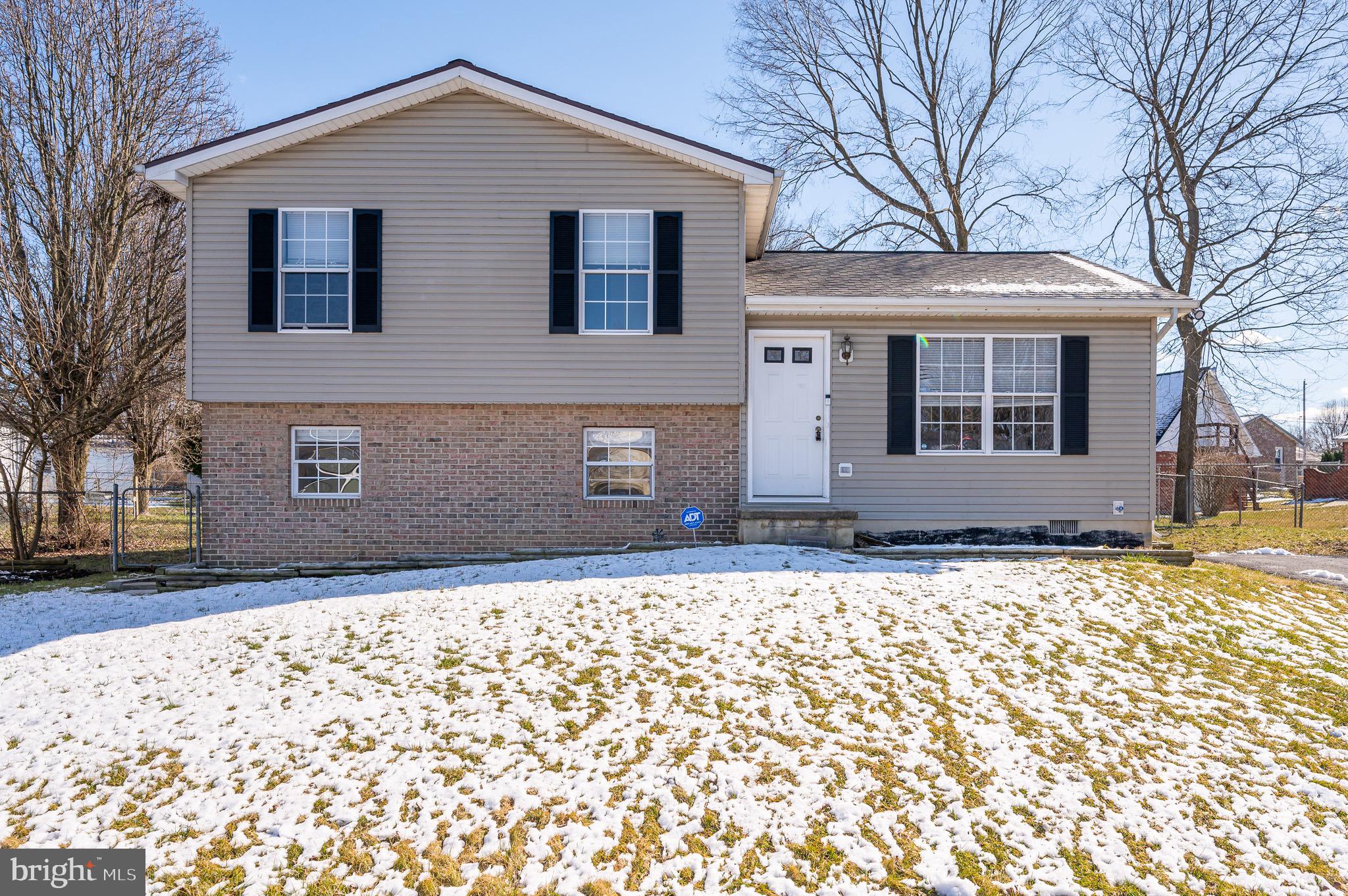 SPRINGFIELD VILLAGE - Residential