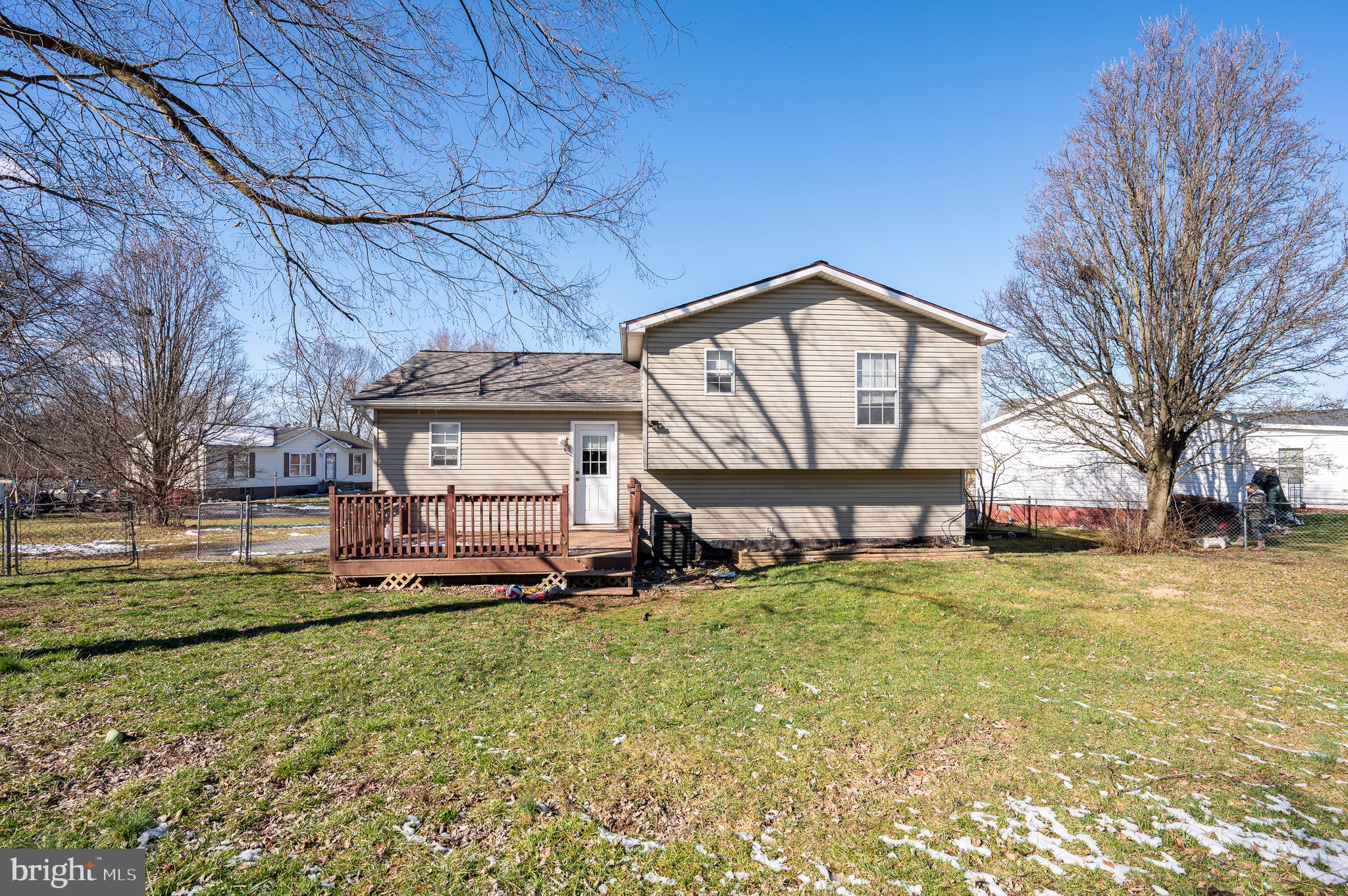 SPRINGFIELD VILLAGE - Residential