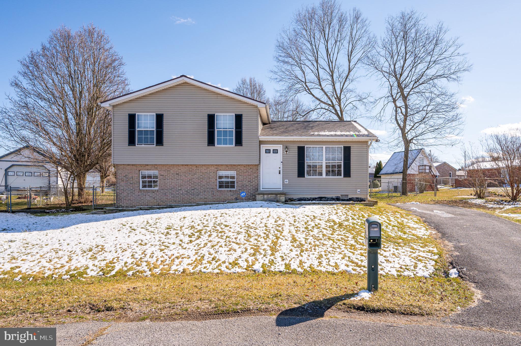 SPRINGFIELD VILLAGE - Residential