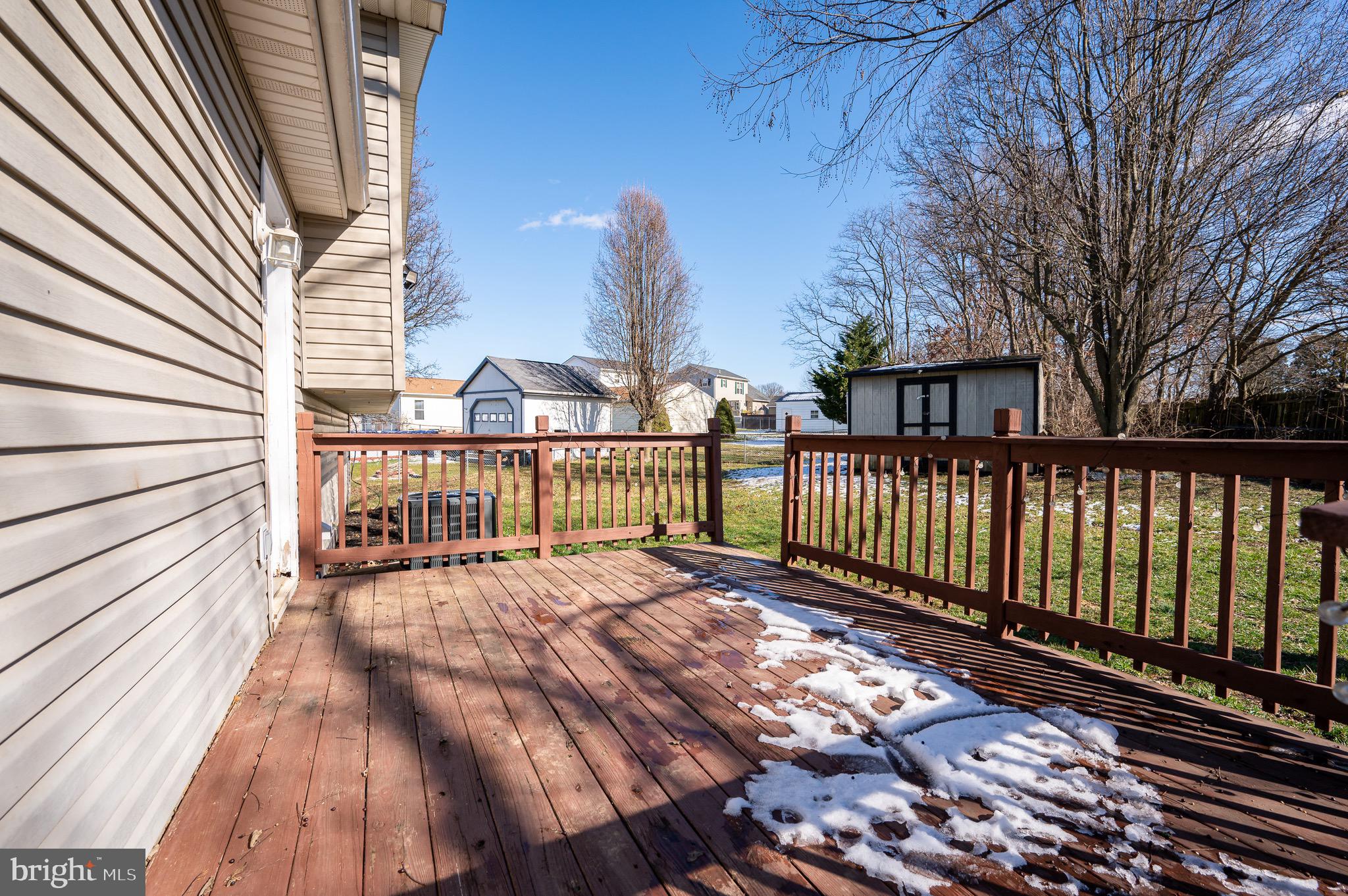 SPRINGFIELD VILLAGE - Residential