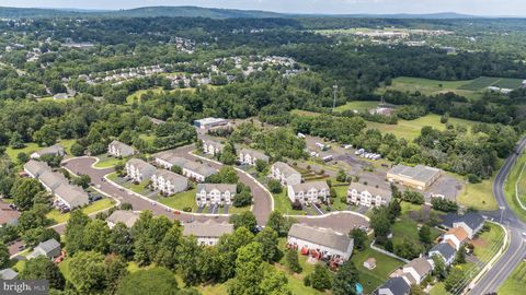 146 STRAWBERRY LANE PERKASIE PA 18944