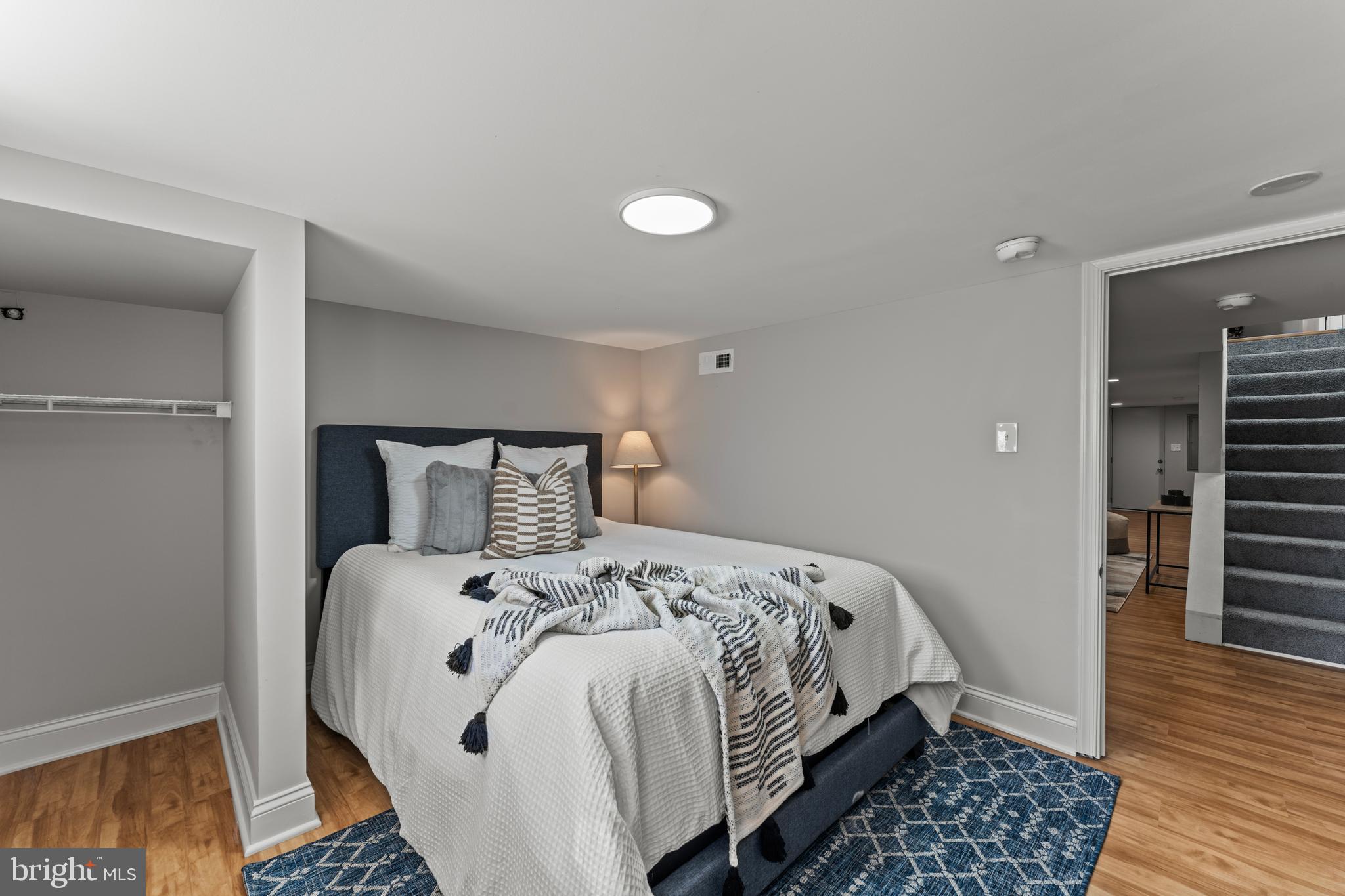 BROADWAY EAST - Residential