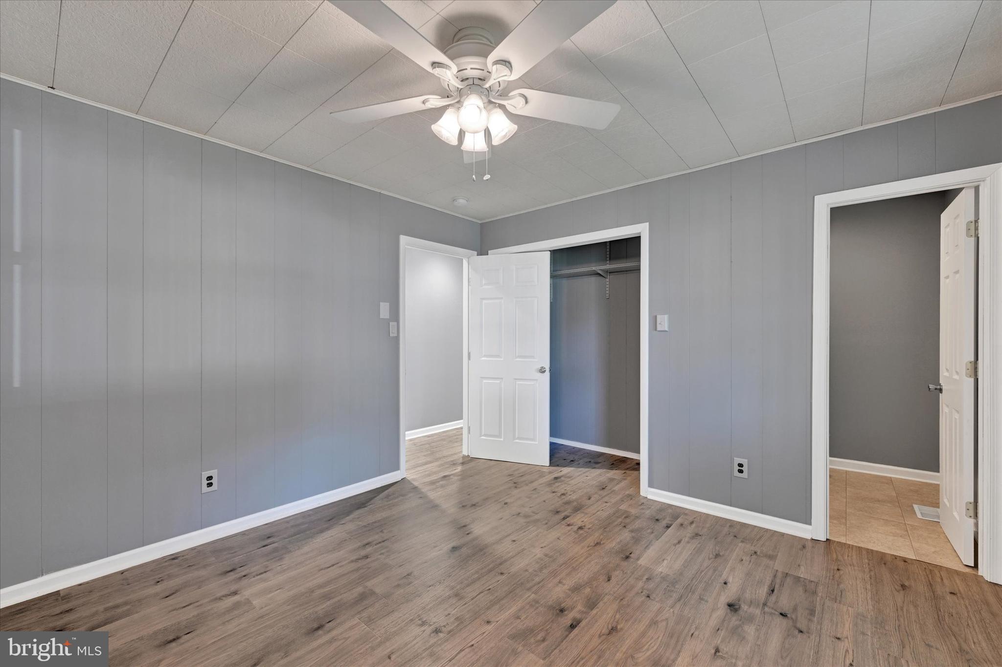 HYDE PARK - Residential