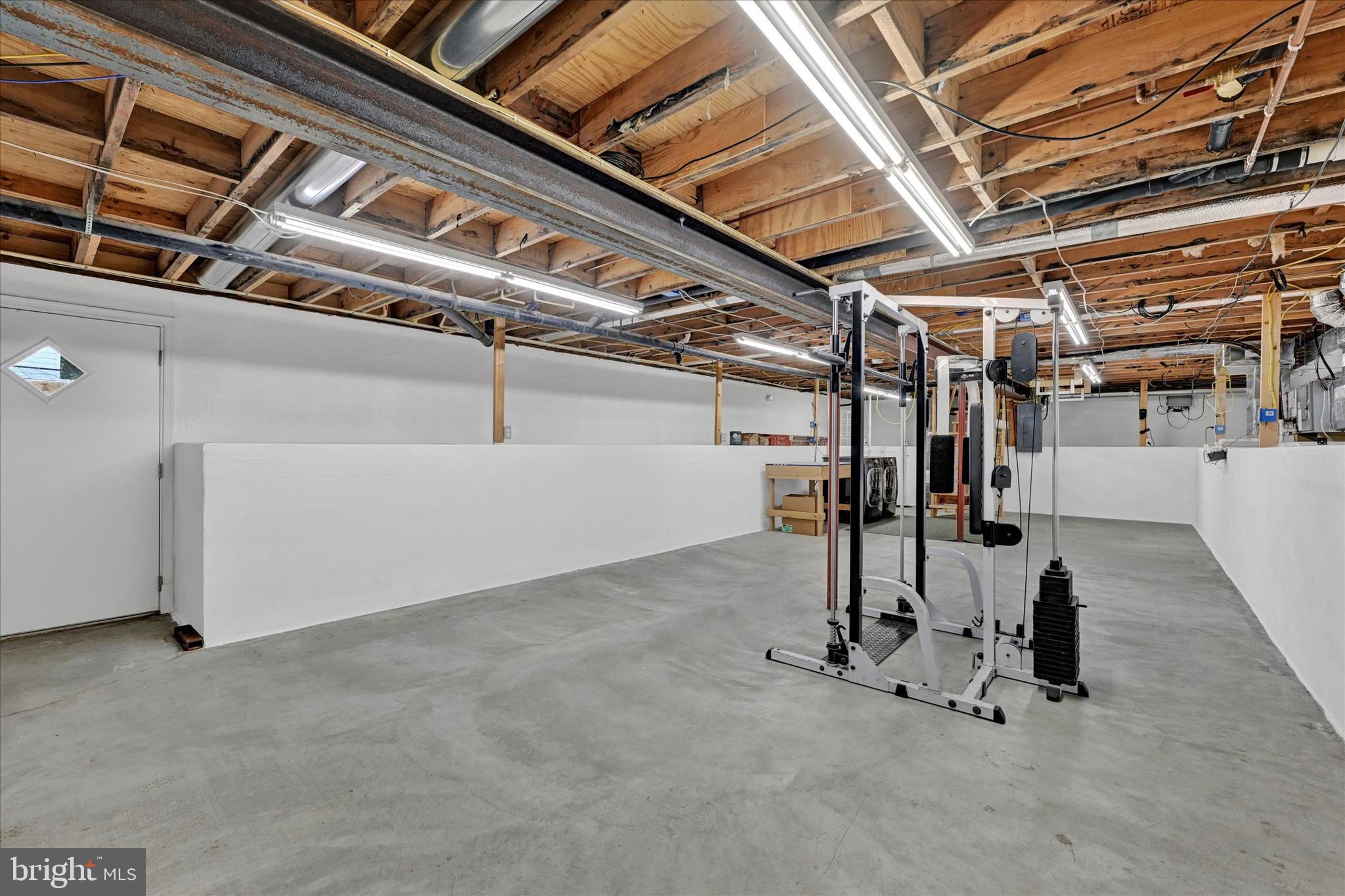 HYDE PARK - Residential