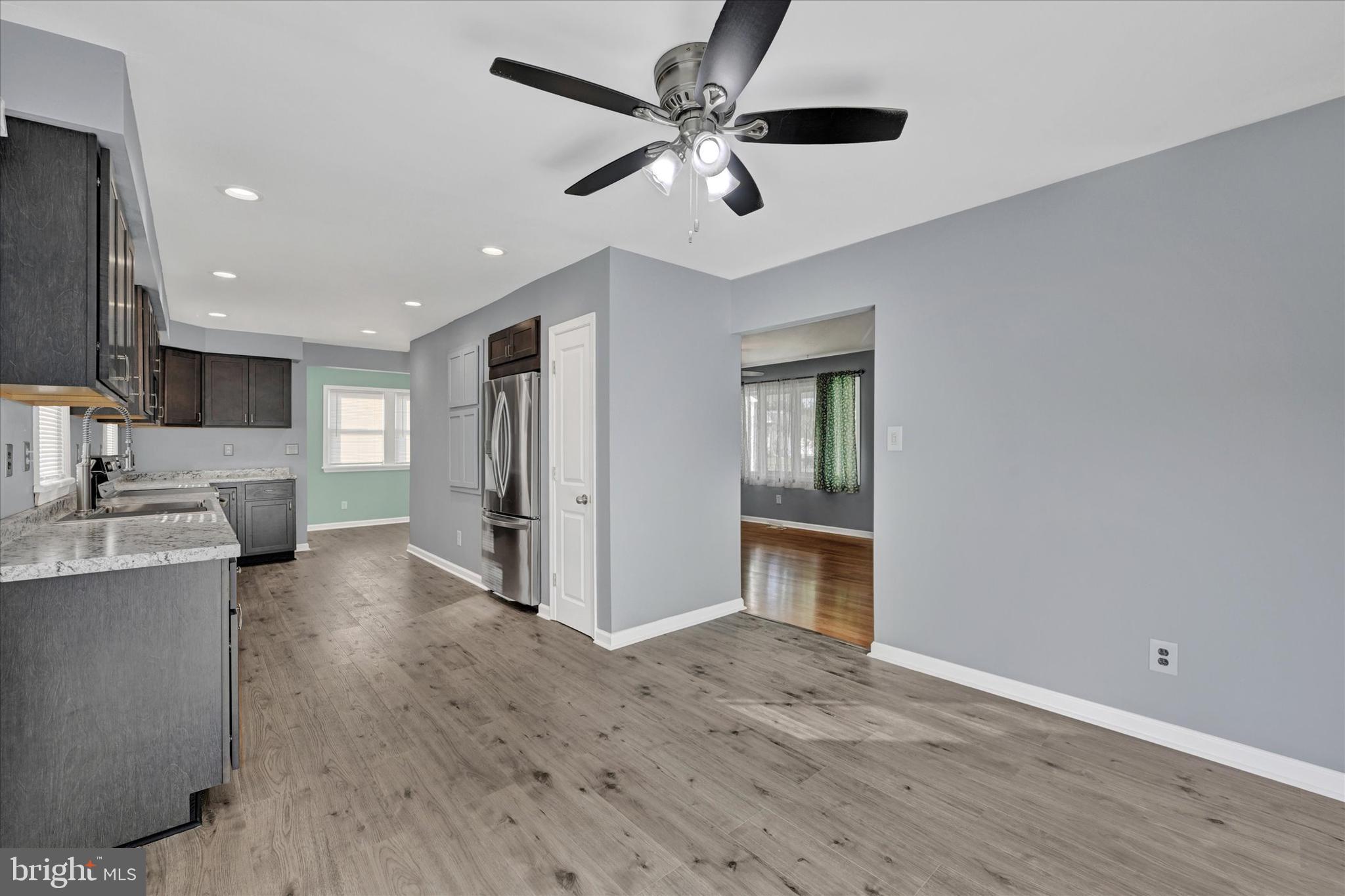 HYDE PARK - Residential