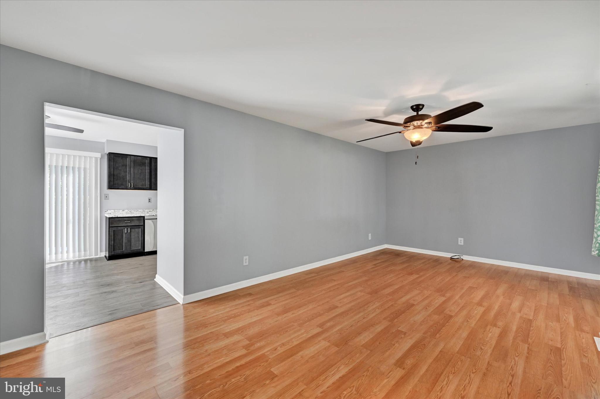 HYDE PARK - Residential