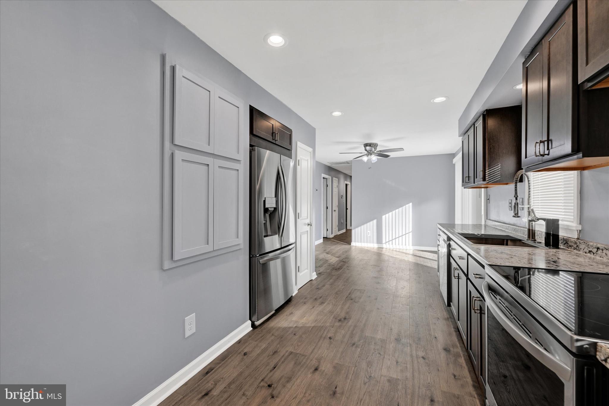 HYDE PARK - Residential