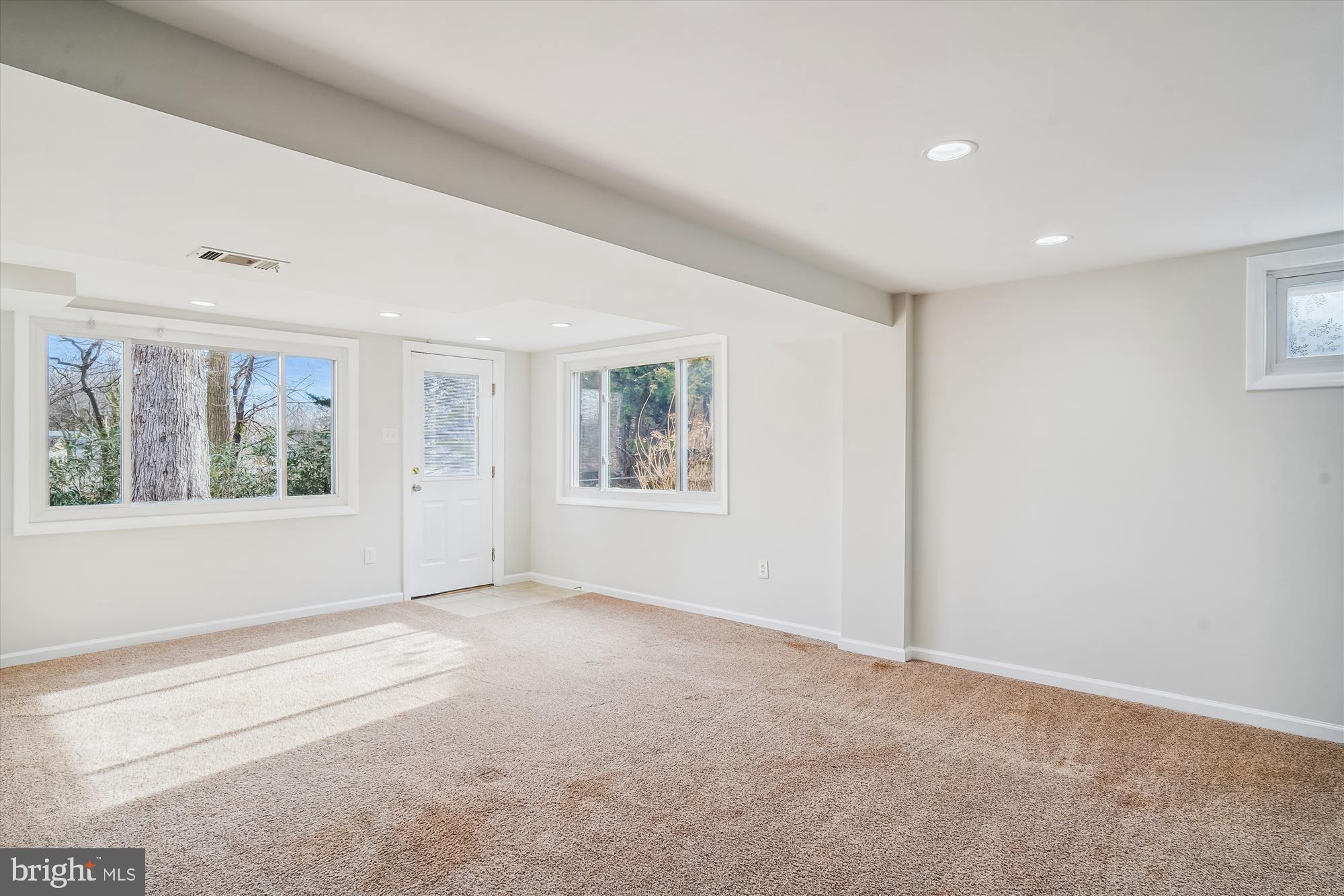 CARROLL KNOLLS - Residential