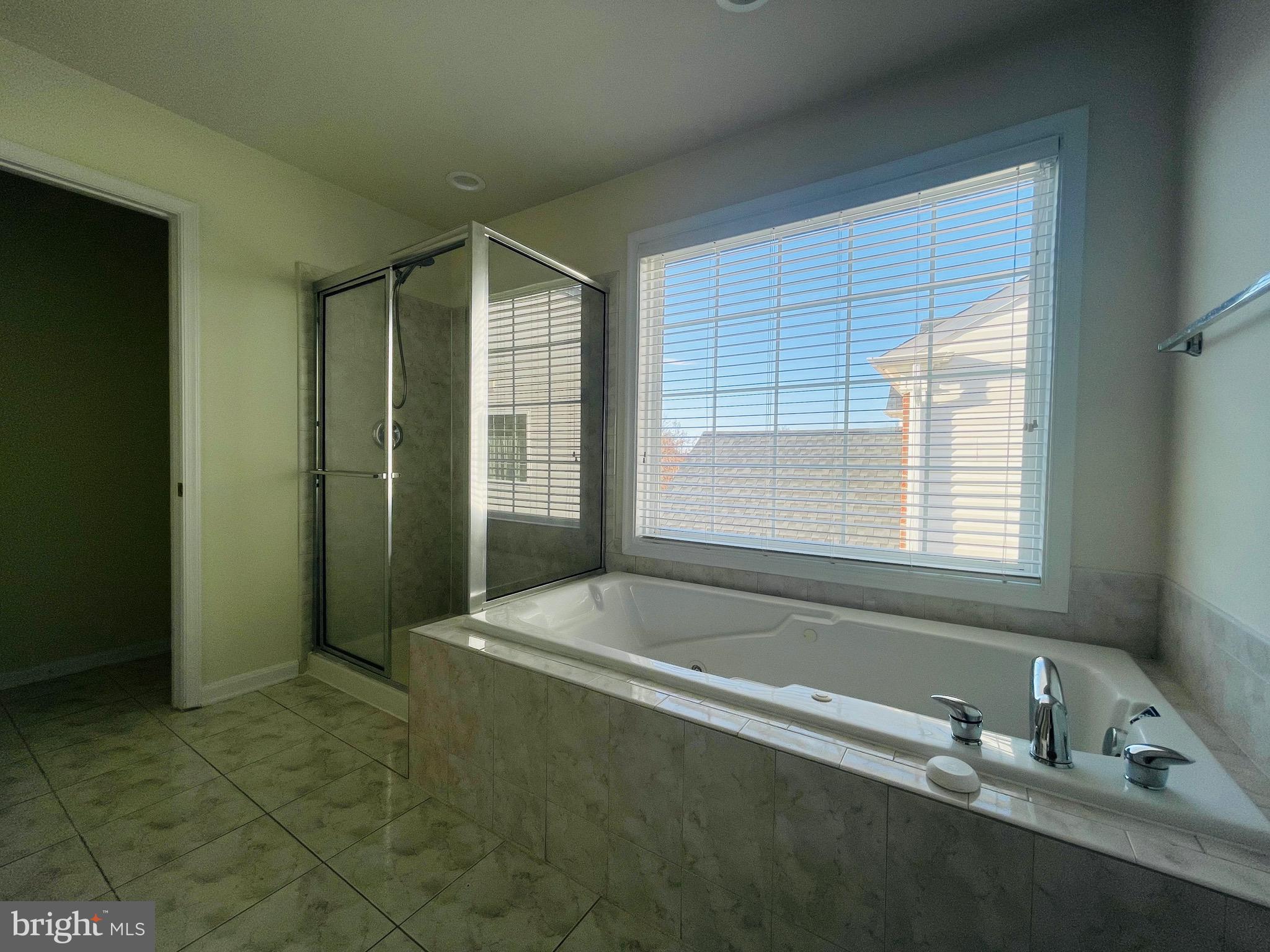 FAIRCREST - Residential Lease