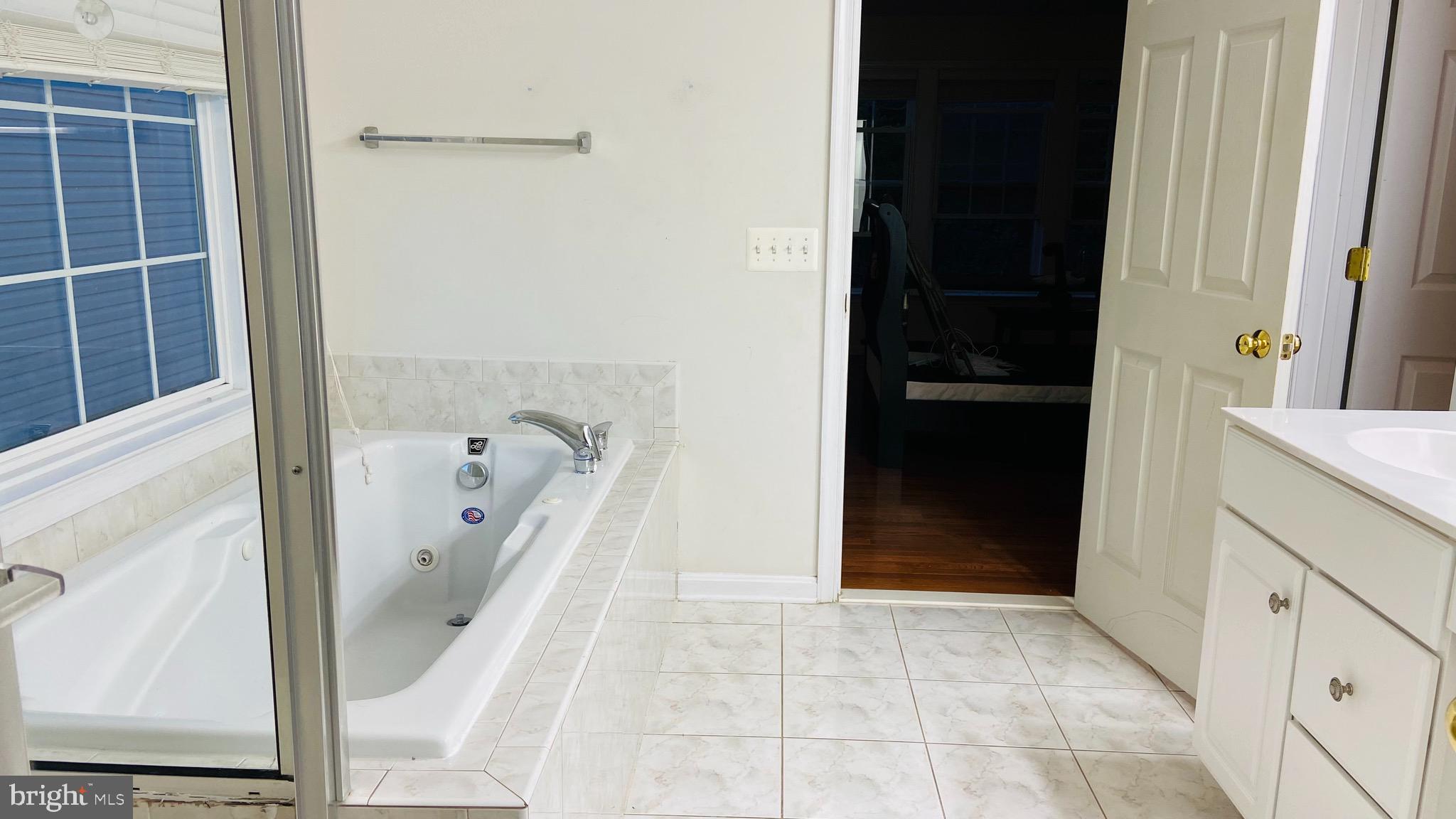 FAIRCREST - Residential Lease