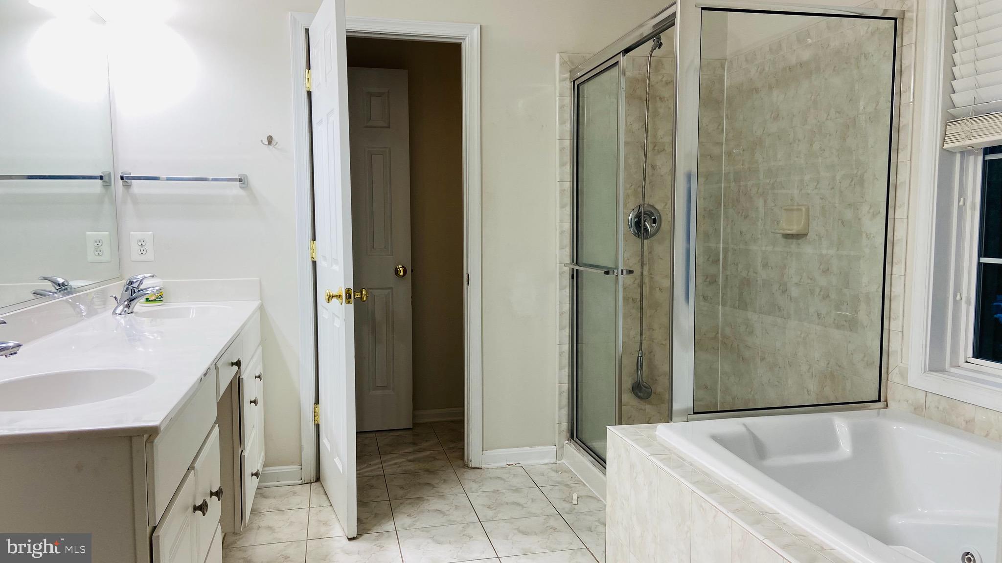 FAIRCREST - Residential Lease