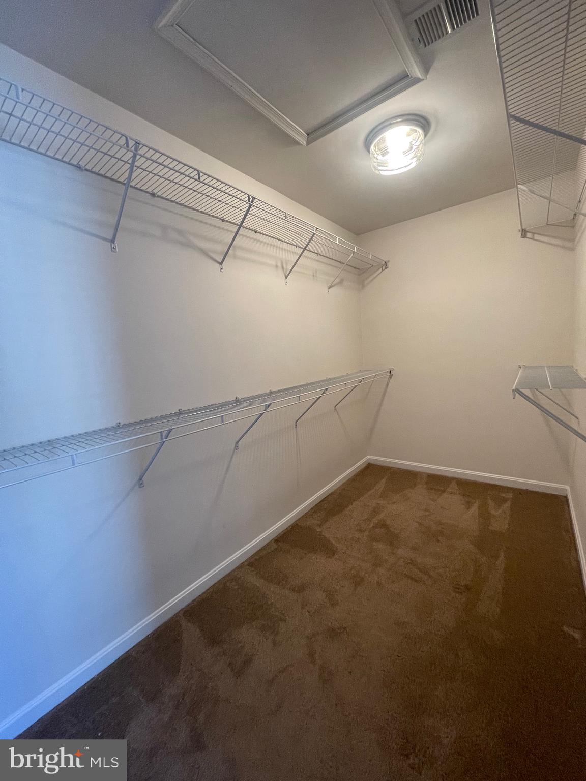 FAIRCREST - Residential Lease