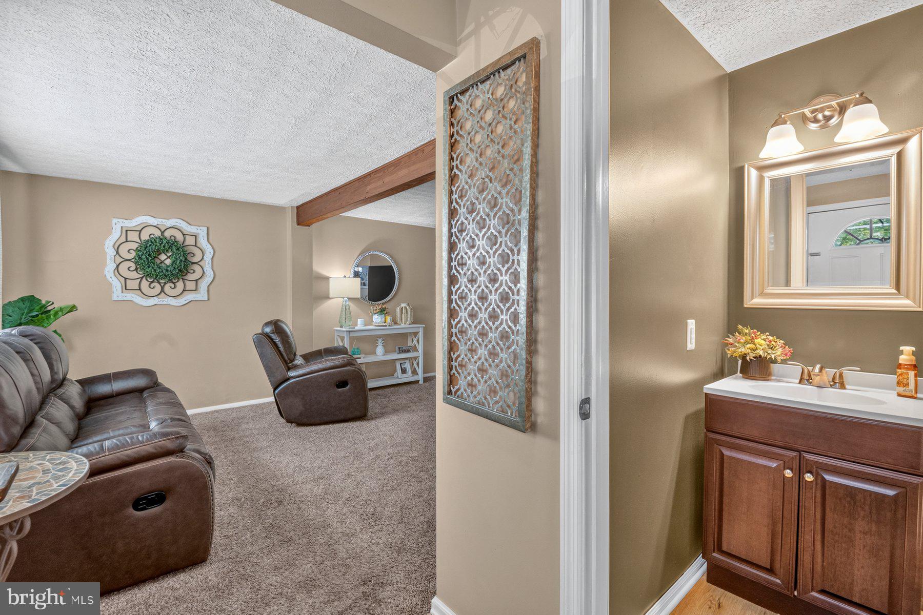 4932 BERRYHILL CIRCLE