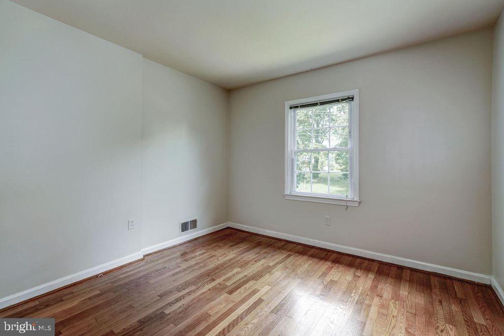 KENWOOD PARK - Residential Lease