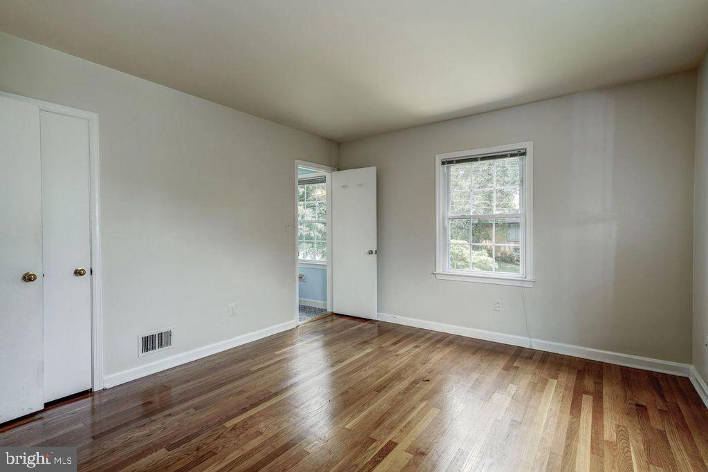 KENWOOD PARK - Residential Lease