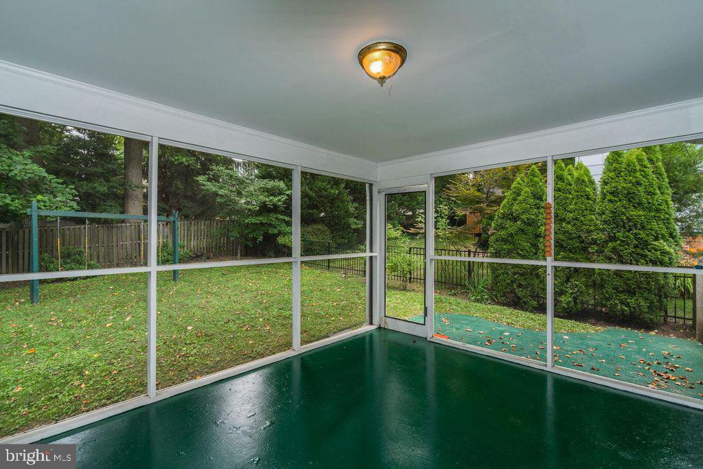 KENWOOD PARK - Residential Lease