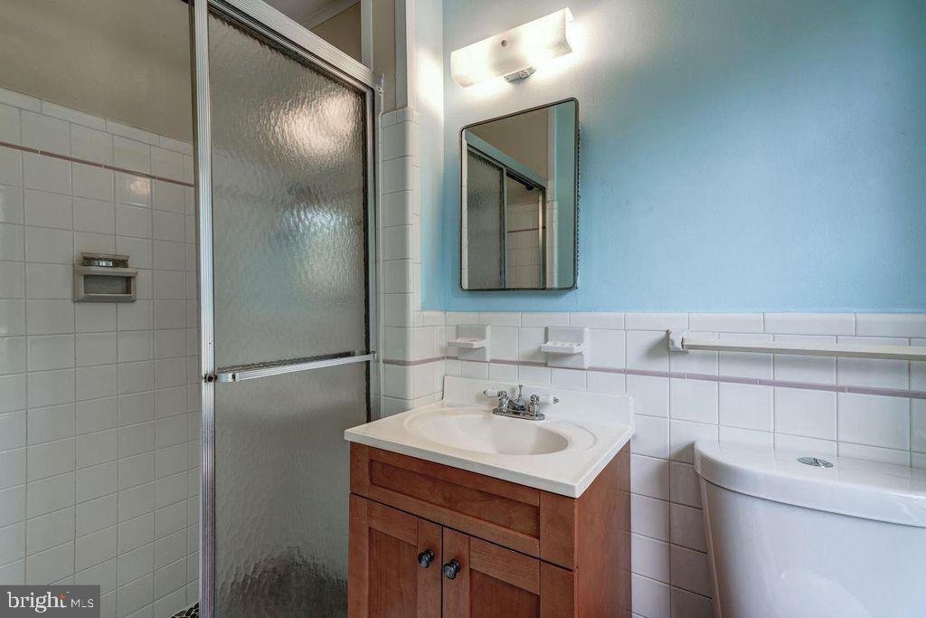 KENWOOD PARK - Residential Lease