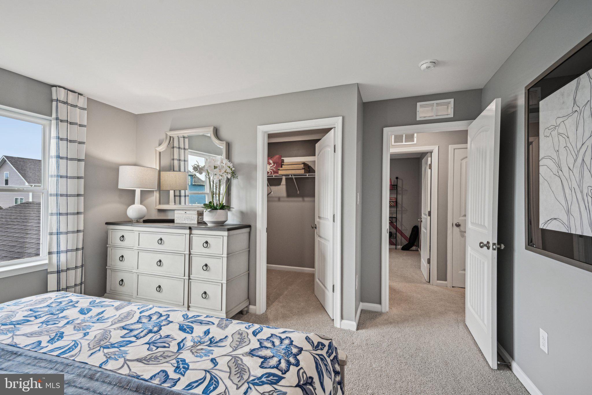 THE GRANARY AT DRAPER FARM - Residential