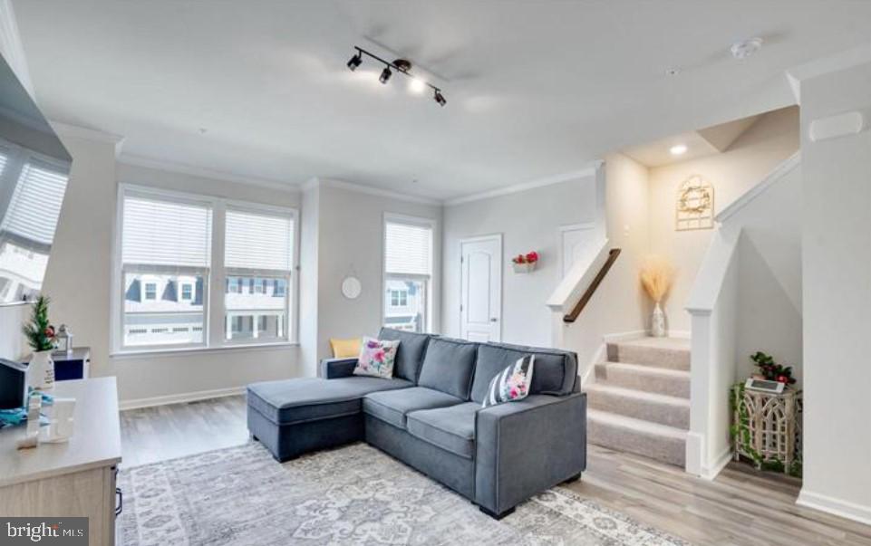 TUSCARORA CREEK - Residential