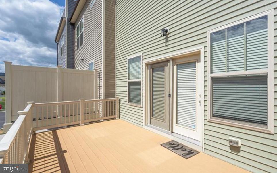 TUSCARORA CREEK - Residential