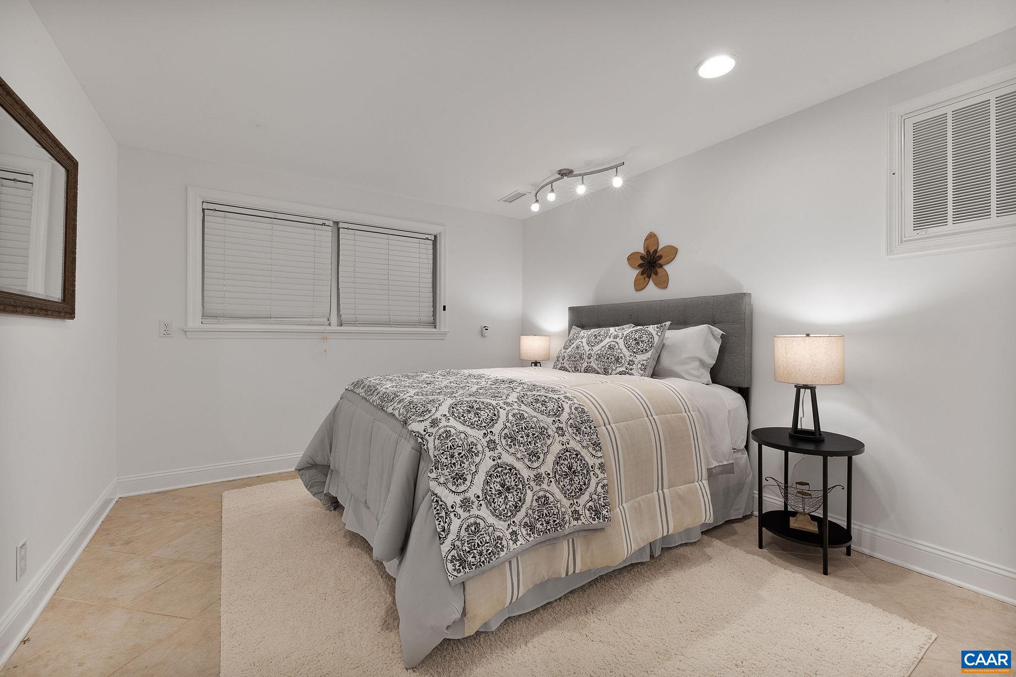 ARDWOOD - Residential