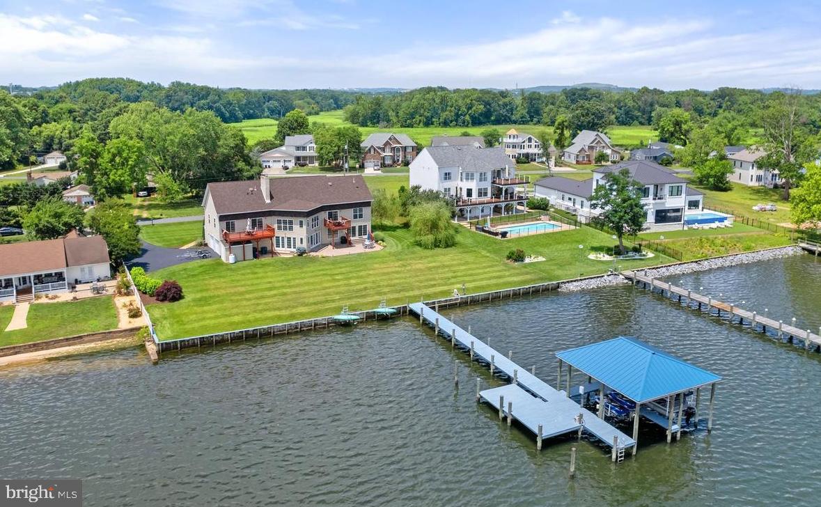 BAY SIDE PARK - Residential