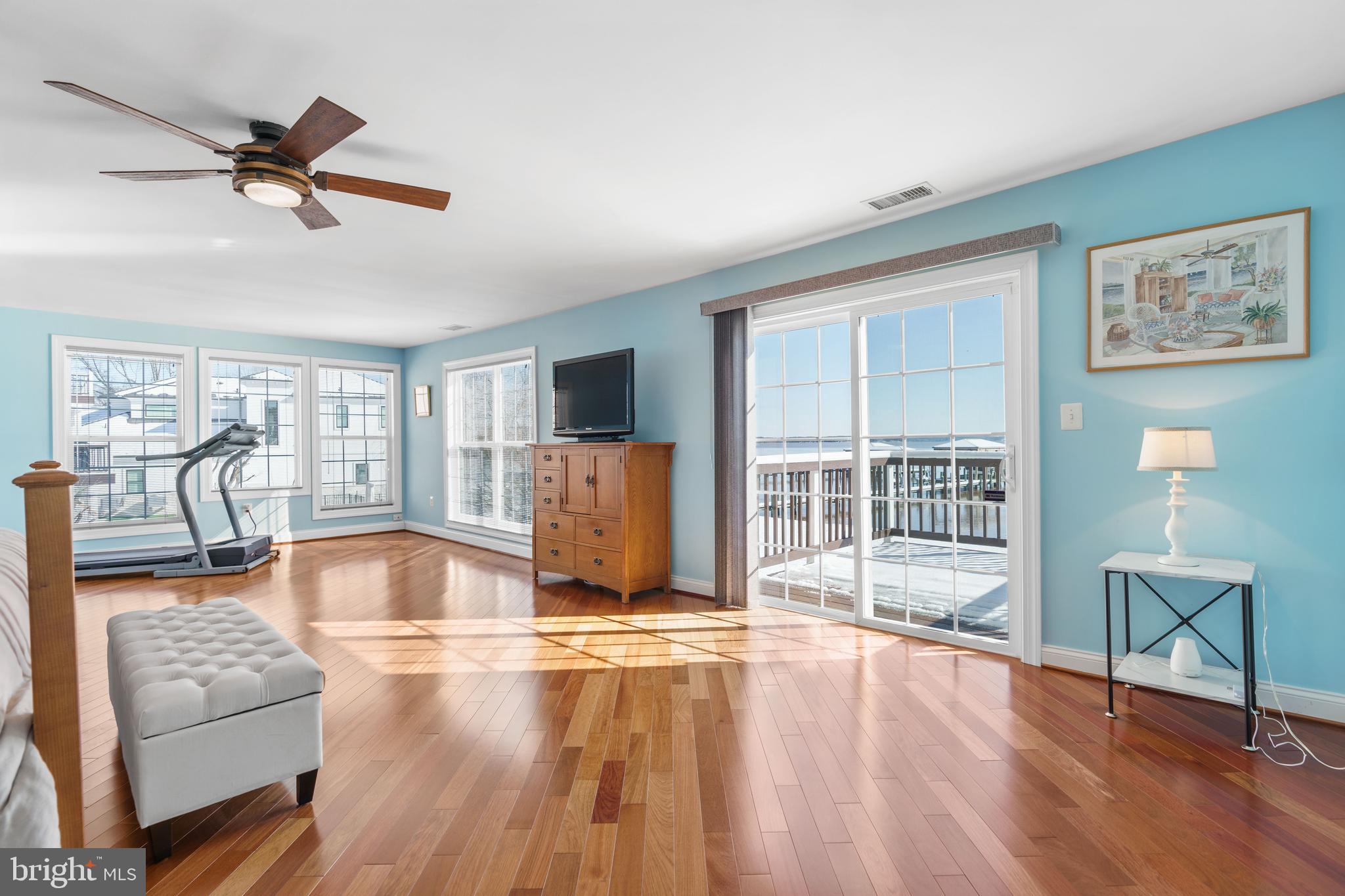 BAY SIDE PARK - Residential