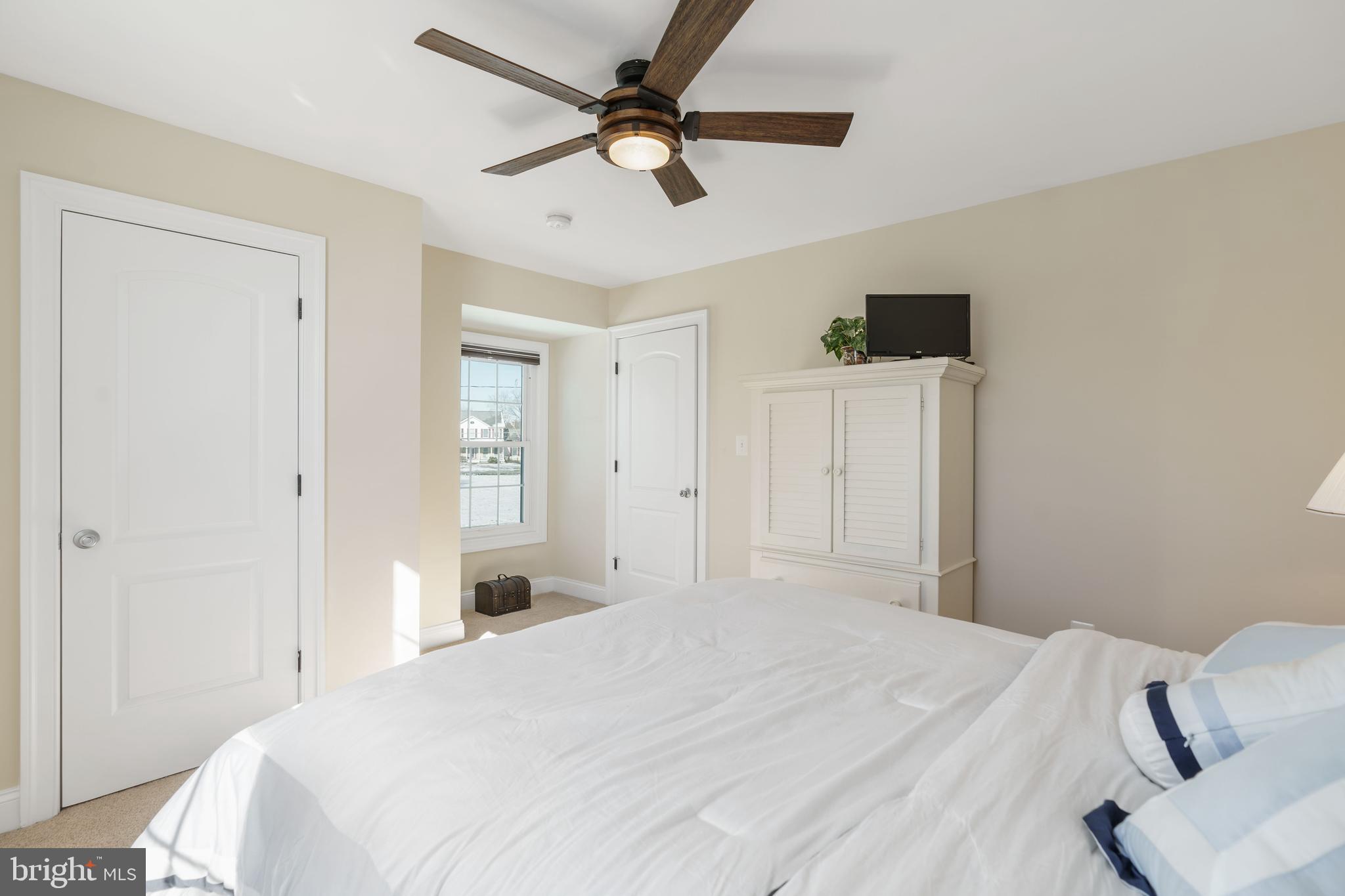 BAY SIDE PARK - Residential