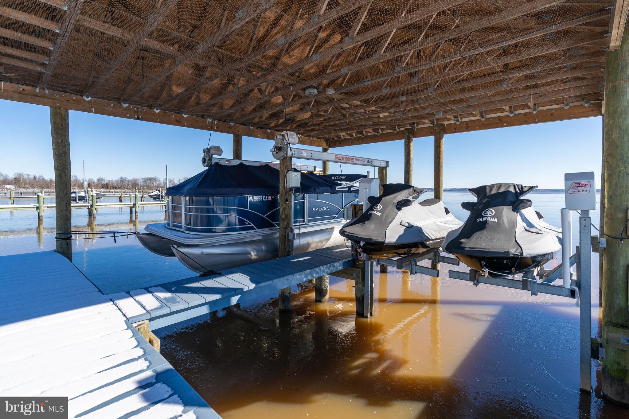 BAY SIDE PARK - Residential