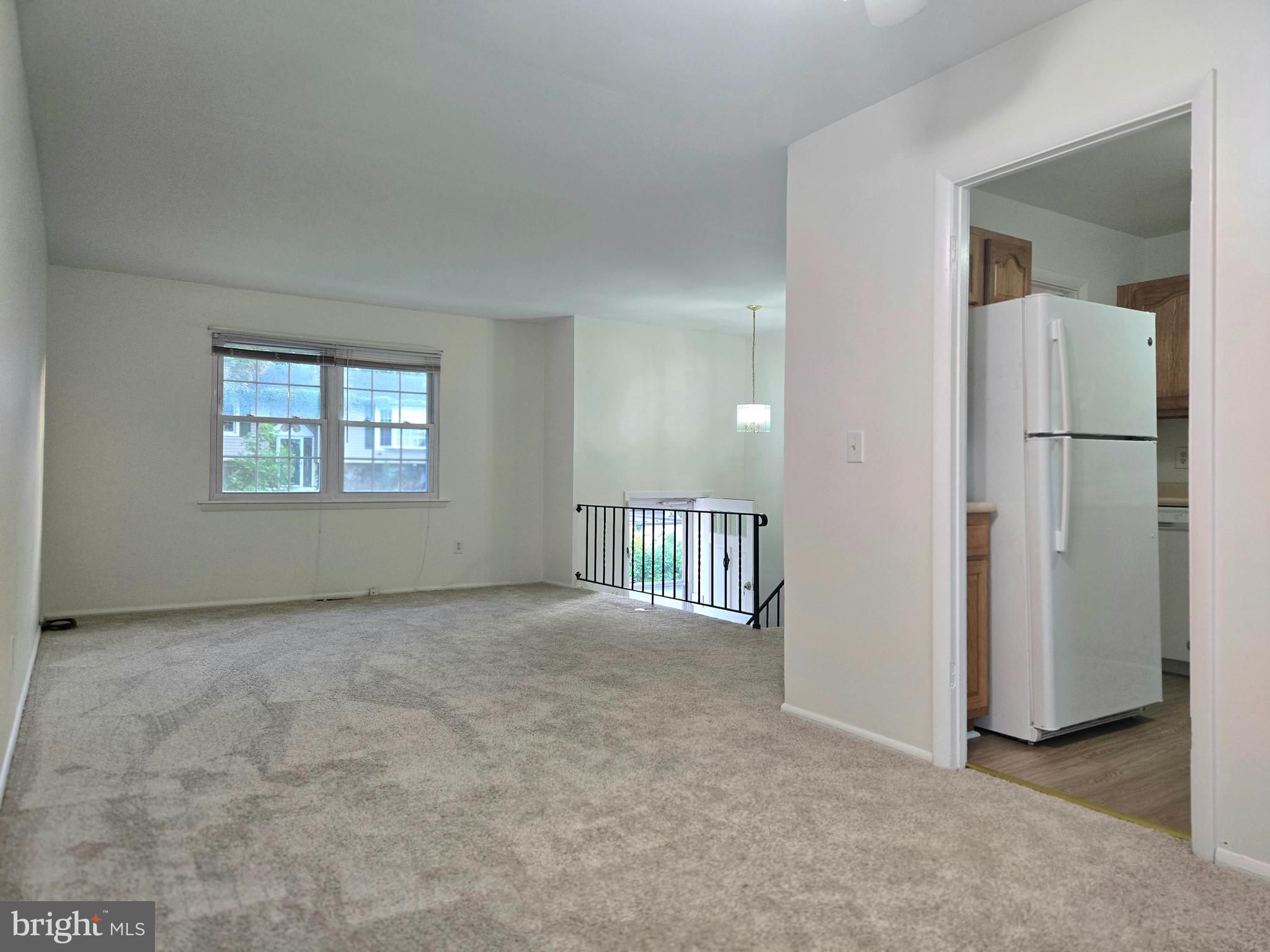 ROUND BAY VIEW - Residential Lease