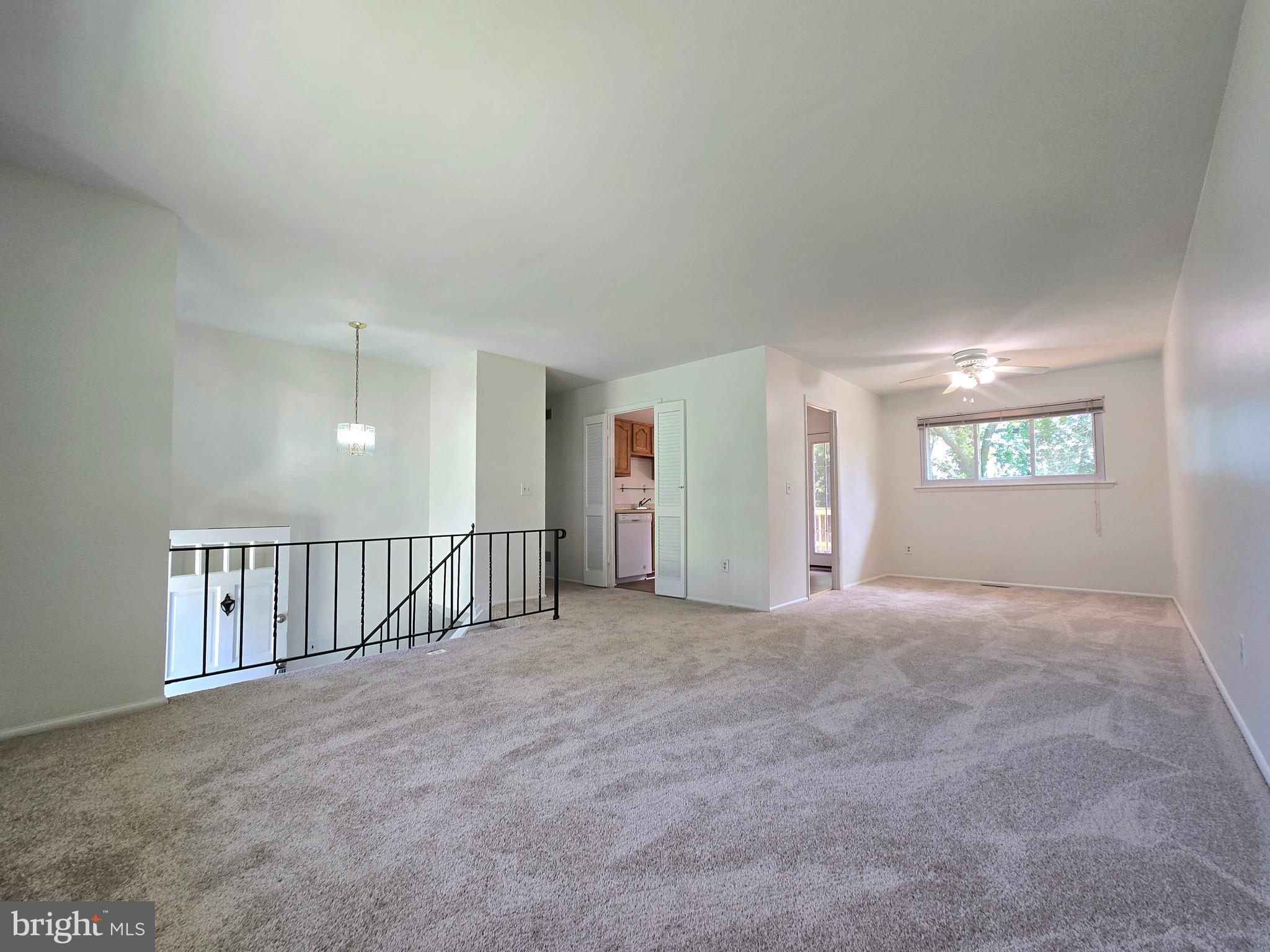 ROUND BAY VIEW - Residential Lease