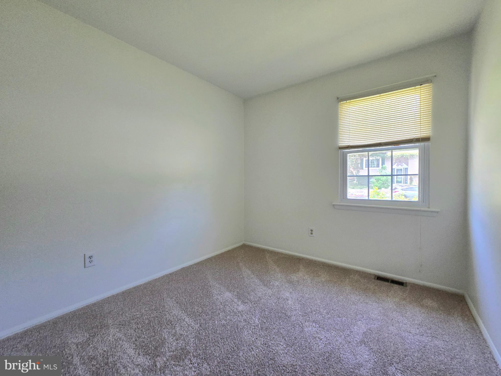 ROUND BAY VIEW - Residential Lease