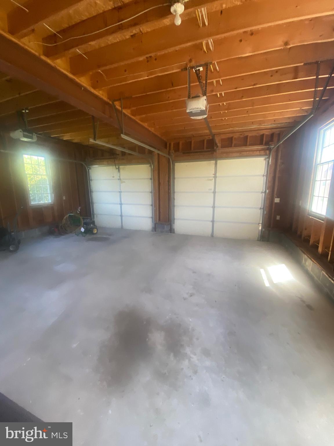 CENTREVILLE - Residential