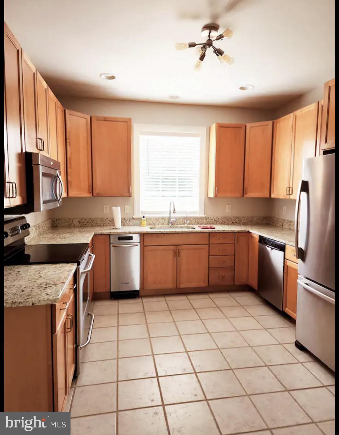 CENTREVILLE - Residential