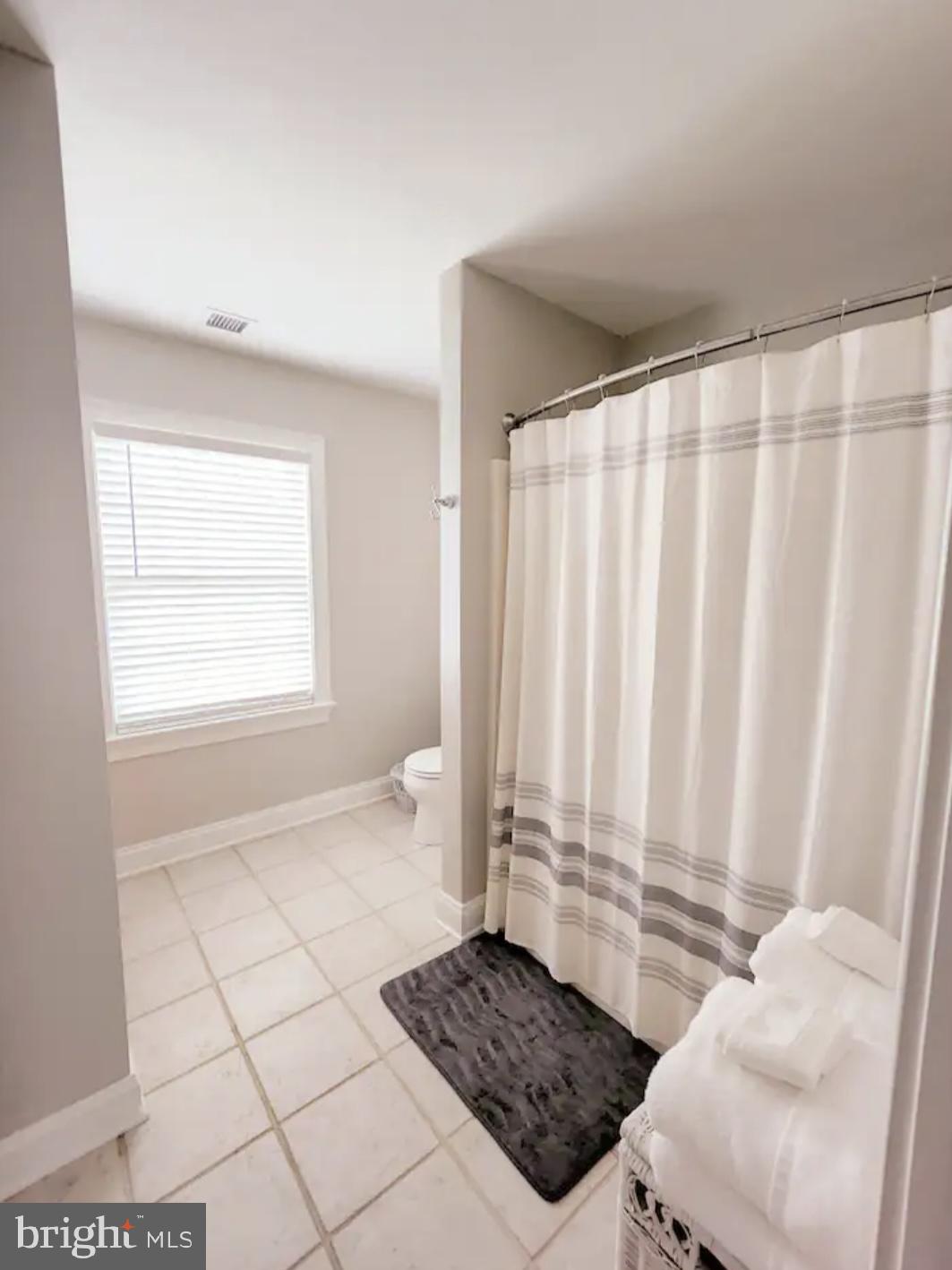 CENTREVILLE - Residential