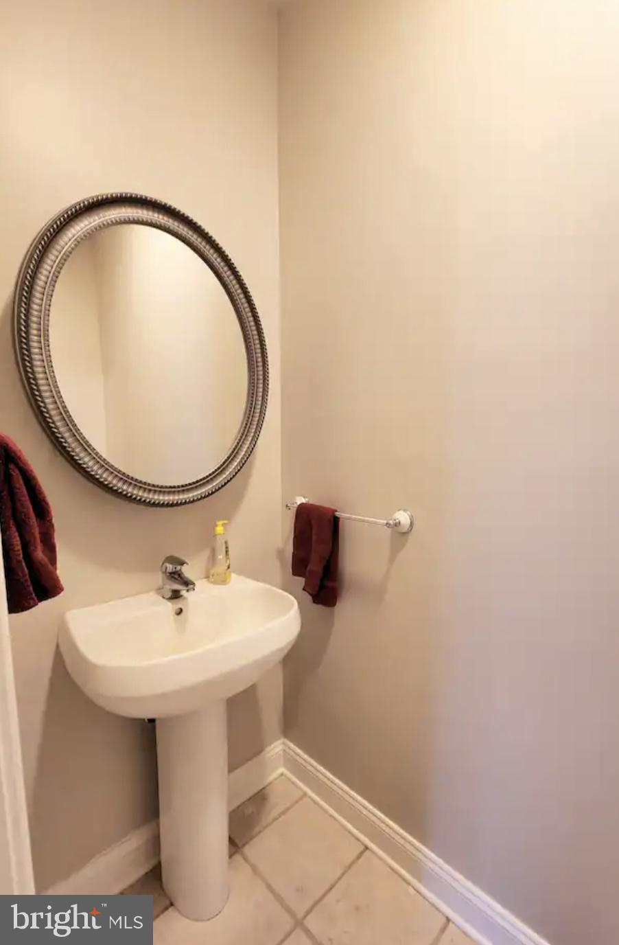 CENTREVILLE - Residential