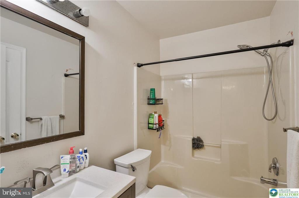 RIDINGS AT BROOKSIDE - Residential