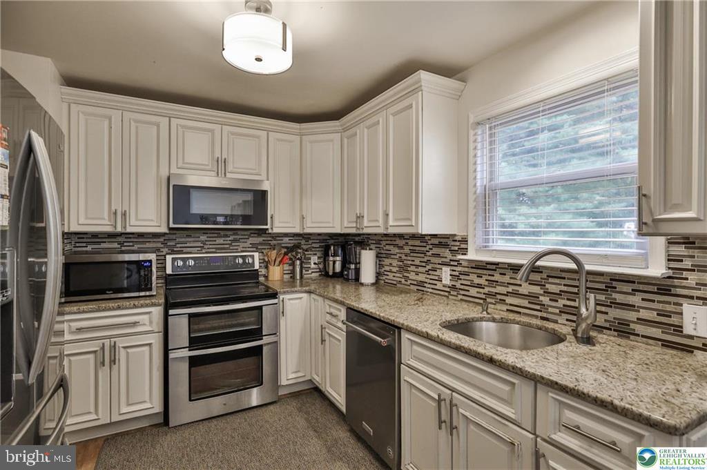 RIDINGS AT BROOKSIDE - Residential