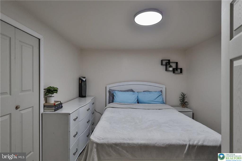 RIDINGS AT BROOKSIDE - Residential