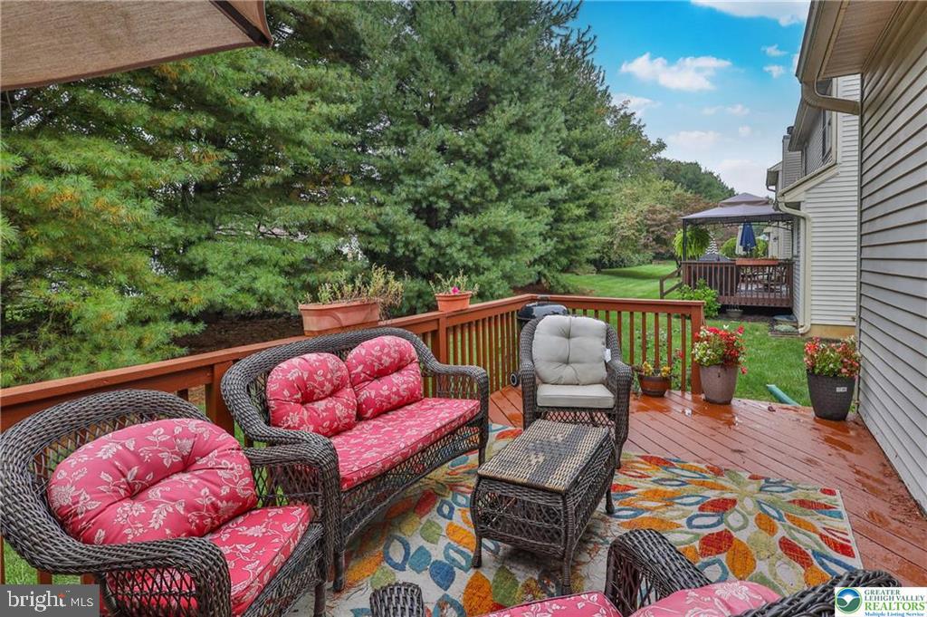 RIDINGS AT BROOKSIDE - Residential